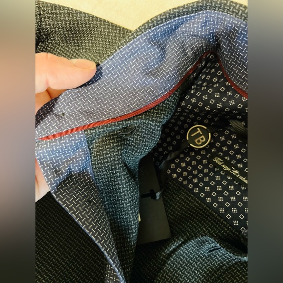 Ted Baker NWT Velos Textured Geo Print Slim Fit Button Down Shirt in Grey XS / 1 - Picture 7 of 8